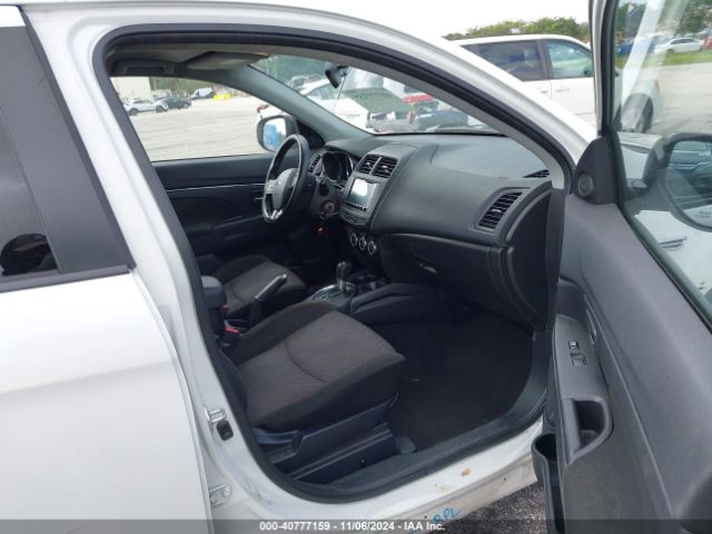 JA4AP3AU3HZ038973 Mitsubishi Outlander Sport 2.0 Le
