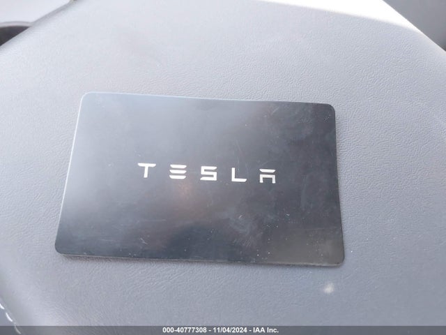 2024 TESLA MODEL Y 7SAYGDEE8RF064850 Photo 10