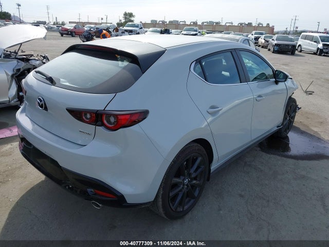 JM1BPAKM7R1716007 Mazda MAZDA3