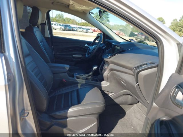 1FMCU0HD8KUC29848 Ford ESCAPE SEL
