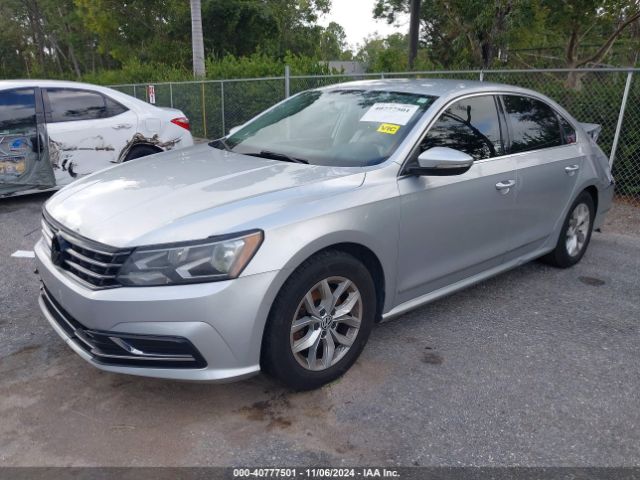 1VWAT7A38HC070298 Volkswagen Passat 1.8t S