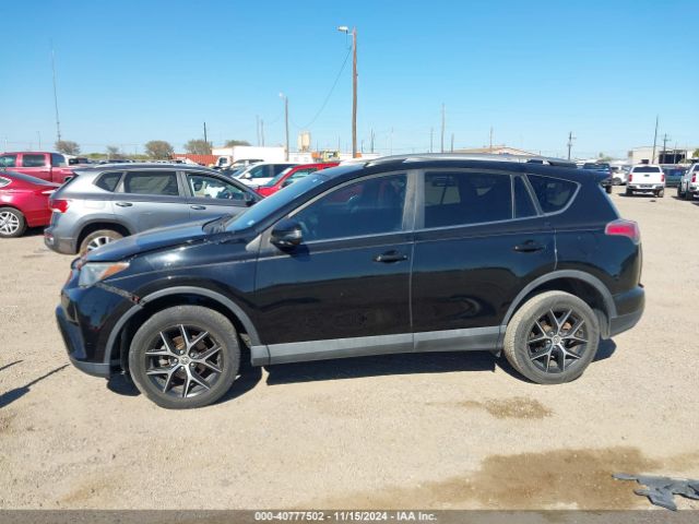 2T3NFREV7JW432451 Toyota RAV4 SE