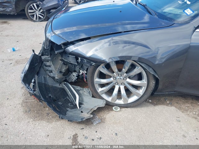 2C3CCAAG1KH569061 Chrysler 300 Touring