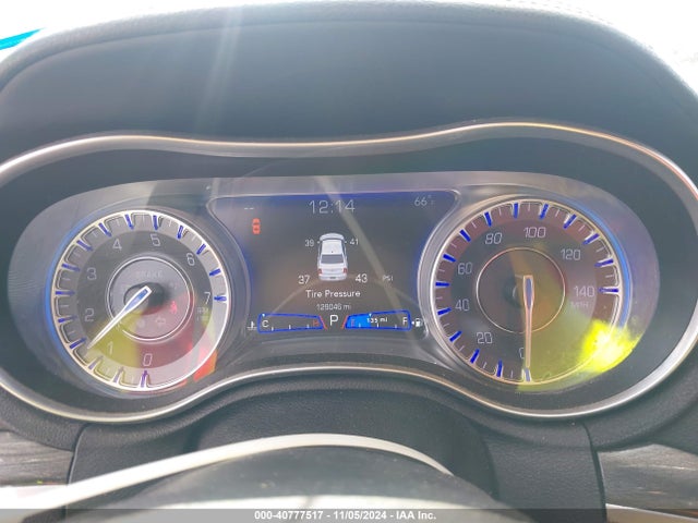 2C3CCAAG1KH569061 Chrysler 300 Touring