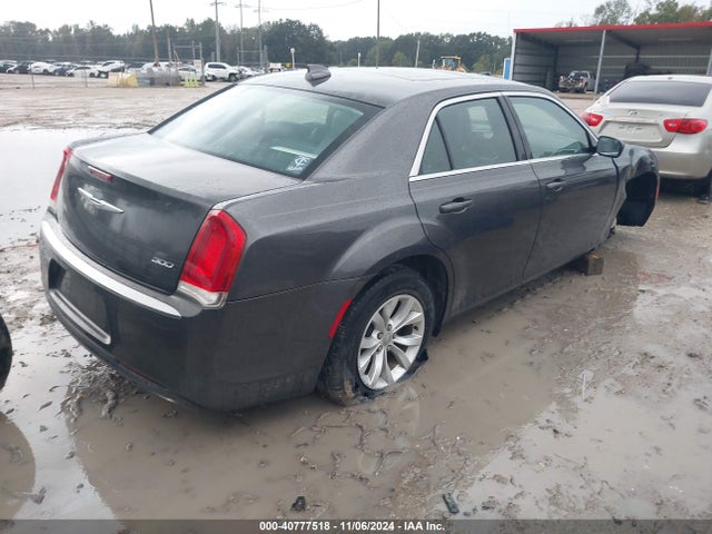 Chrysler 300 Anniversary Edition 2016 2C3CCAAG7GH216895 Image 4