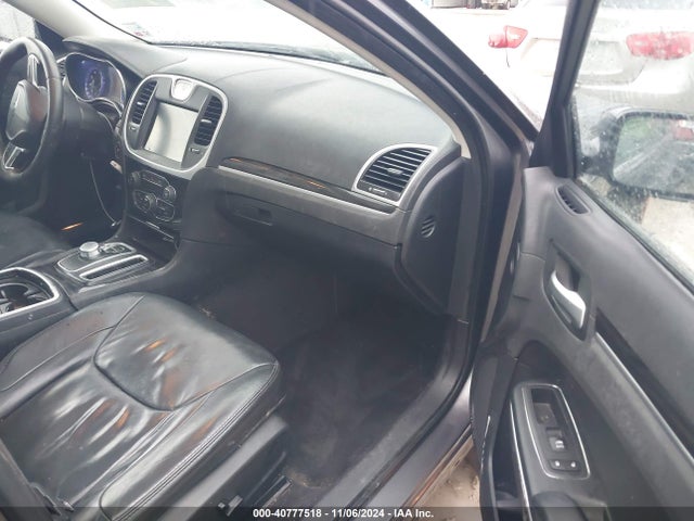 Chrysler 300 Anniversary Edition 2016 2C3CCAAG7GH216895 Image 5