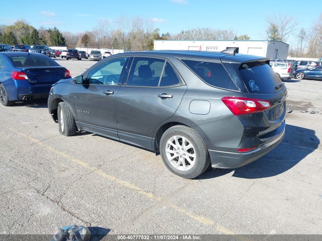 Chevrolet EQUINOX LS 2018 2GNAXREV2J6287348 Image 3