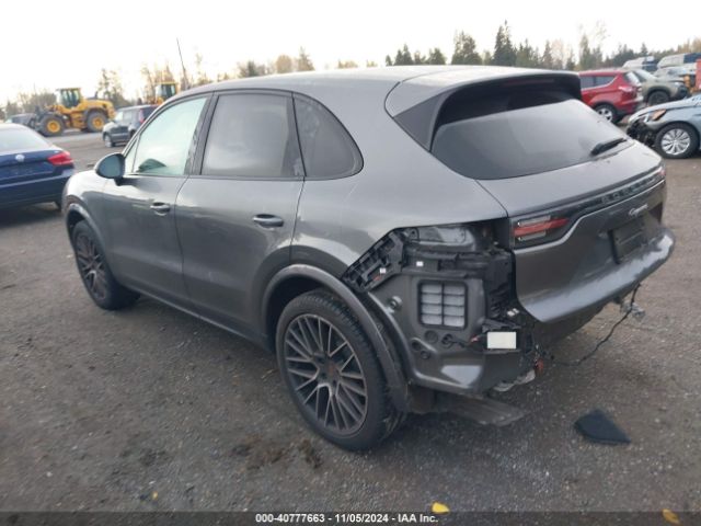 WP1AA2AYXKDA17335 Porsche Cayenne