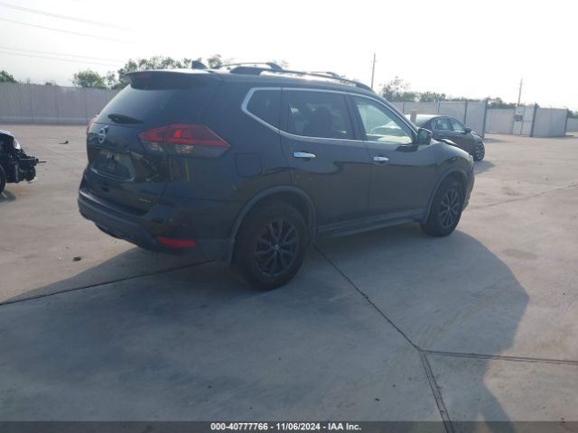 5N1AT2MV6JC802240 Nissan ROGUE SV