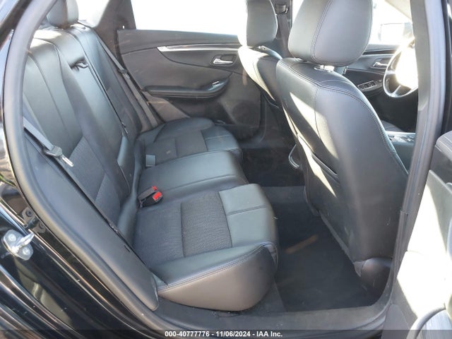 Chevrolet IMPALA 1LT 2018 2G1105S34J9111448 Image 8