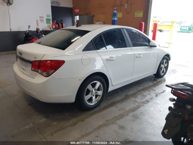 1G1PC5SB1E7120303 Chevrolet Cruze 1lt Auto