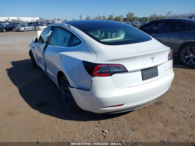 2020 TESLA MODEL 3 5YJ3E1EB0LF720144 Photo 2