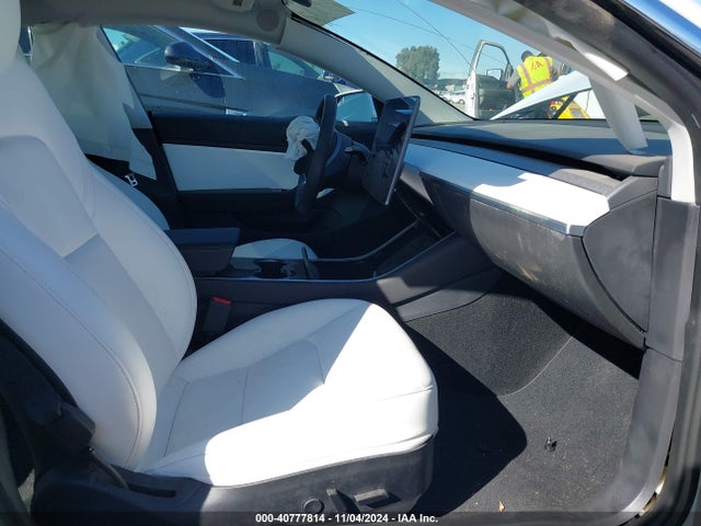 2020 TESLA MODEL 3 5YJ3E1EB0LF720144 Photo 4