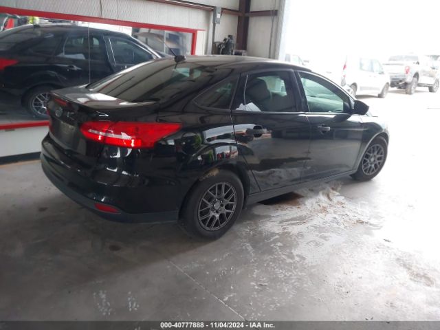 1FADP3E25HL307527 Ford FOCUS S