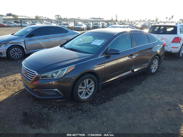 Hyundai SONATA SE 2015 5NPE24AF5FH199780 Image 2