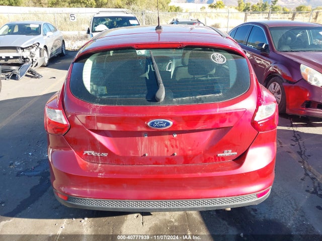Ford FOCUS SE 2014 1FADP3K24EL400944 Image 16