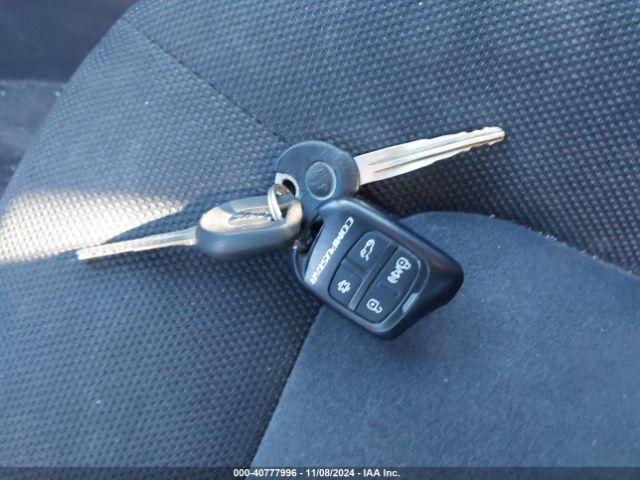 2004 MITSUBISHI OUTLANDER JA4LZ31F94U060231 Photo 10