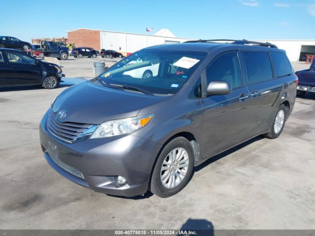 5TDYZ3DC9HS886455 Toyota Sienna Xle/limited