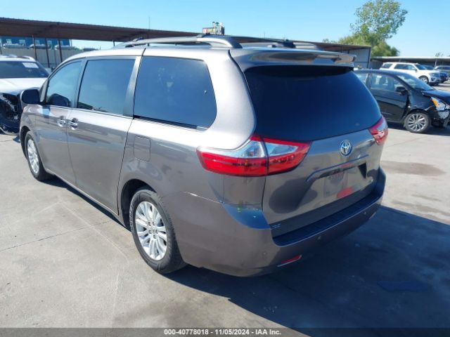 5TDYZ3DC9HS886455 Toyota Sienna Xle/limited