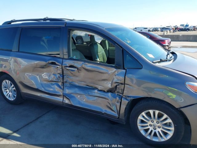 5TDYZ3DC9HS886455 Toyota Sienna Xle/limited