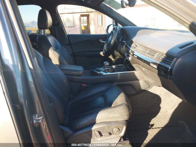 WA1VAAF73HD009223 Audi Q7 3.0t Premium