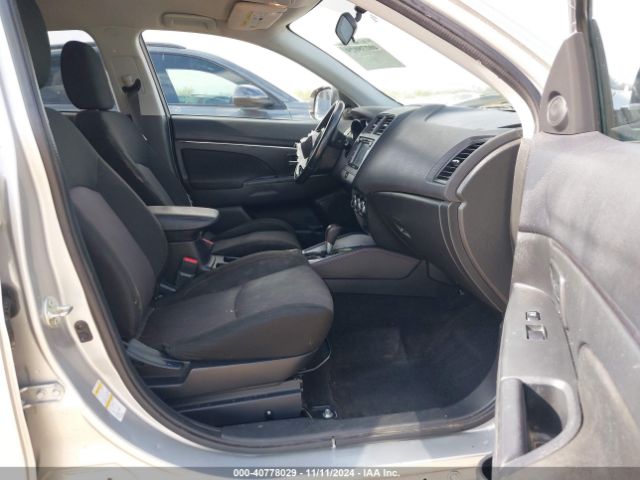 JA4AP3AU8JZ023505 Mitsubishi Outlander Sport 2.0 Le