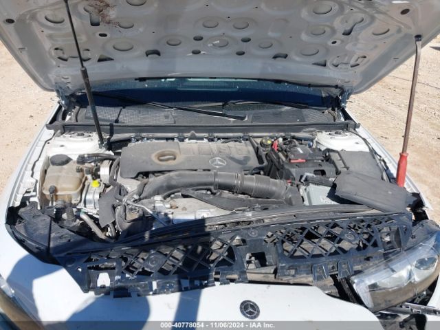 WDD3G4EB9KW021039 Mercedes-Benz A 220