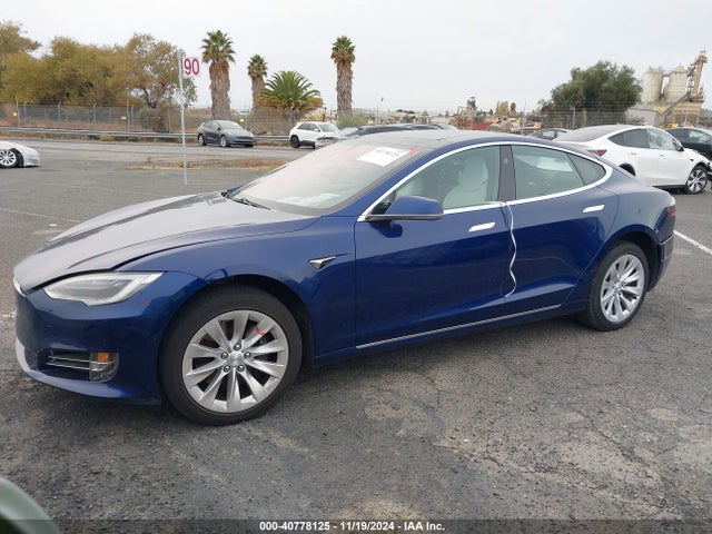 2018 TESLA MODEL S 5YJSA1E2XJF291390 Photo 1