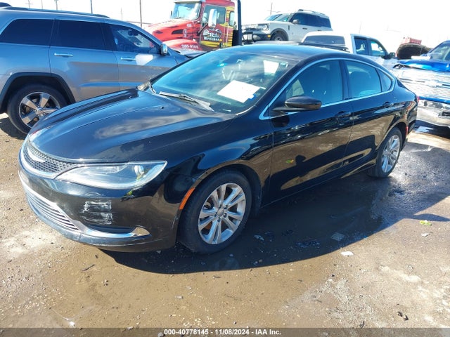 Chrysler 200 Limited 2015 1C3CCCAB7FN611536 Image 2