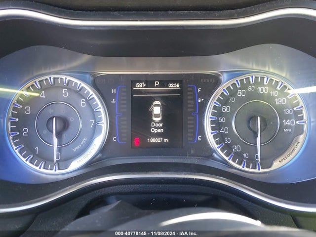 Chrysler 200 Limited 2015 1C3CCCAB7FN611536 Image 7