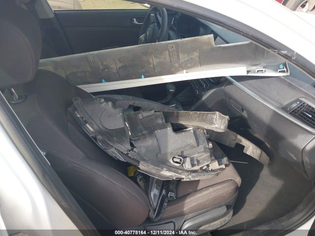 KIA Optima Lx 2019 5XXGT4L36KG342203 Image 5