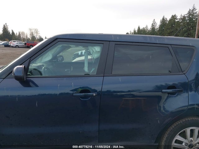 KIA SOUL + 2019 KNDJP3A58K7652032 Image 14