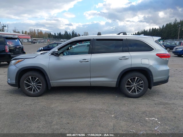 Toyota Highlander Xle 2017 5TDJZRFH7HS366302 Image 14
