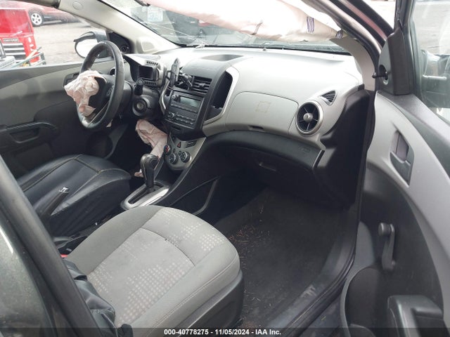 Chevrolet Sonic Ls Auto 2016 1G1JA5SGXG4125768 Image 5