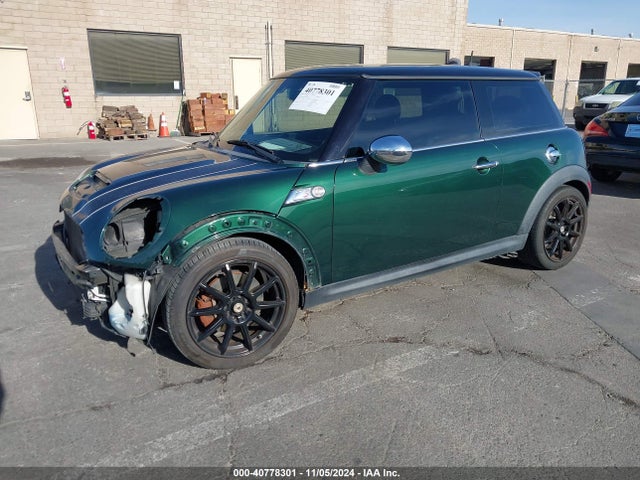 2011 MINI COOPER S WMWSV3C59BTY24418 Photo 1