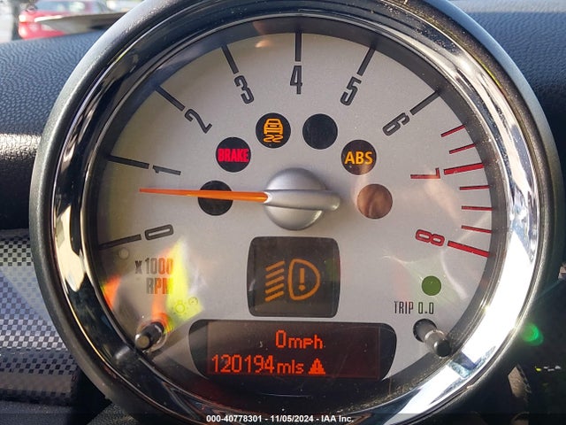 2011 MINI COOPER S WMWSV3C59BTY24418 Photo 6