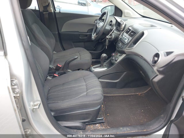 Chevrolet Sonic Lt Auto 2014 1G1JC5SH6E4214706 Image 5