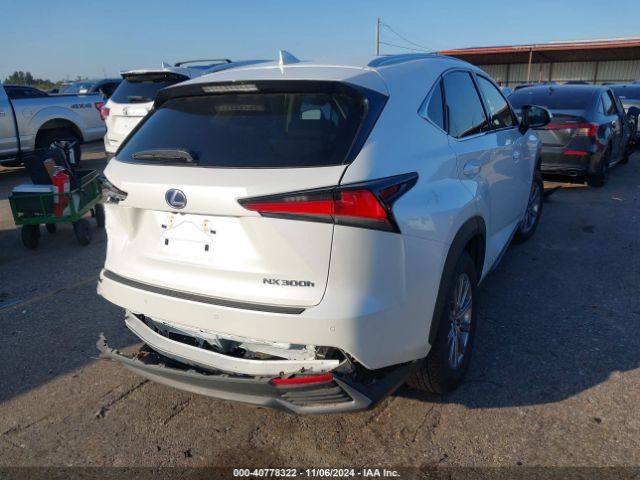 JTJDJRDZ0M2161841 Lexus NX 300H