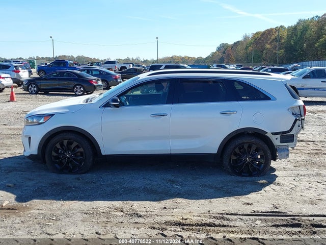 KIA Sorento 3.3l S 2019 5XYPG4A50KG604270 Image 15