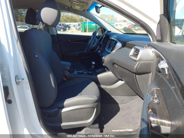 KIA Sorento 3.3l S 2019 5XYPG4A50KG604270 Image 5