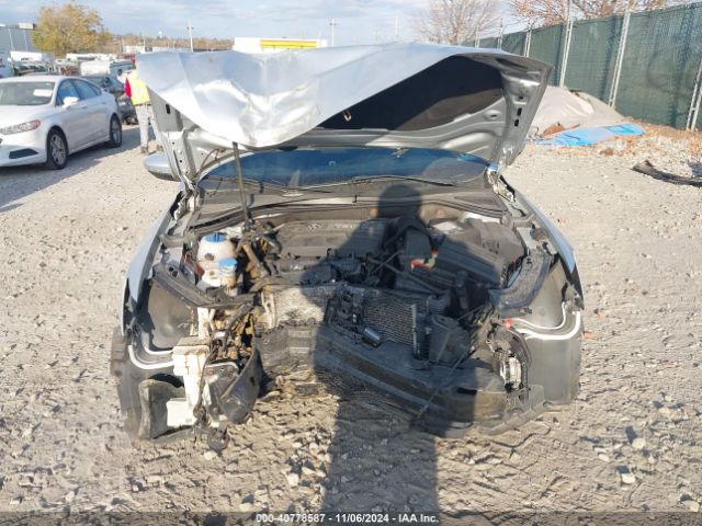 1VWAT7A35HC032611 Volkswagen Passat 1.8t S