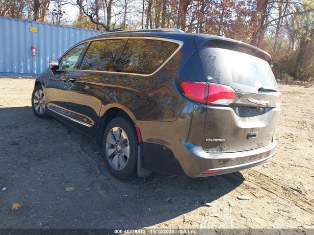 2C4RC1N72HR666126 Chrysler Pacifica Hybrid Platinum