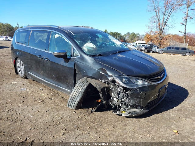 2C4RC1N72HR666126 Chrysler Pacifica Hybrid Platinum
