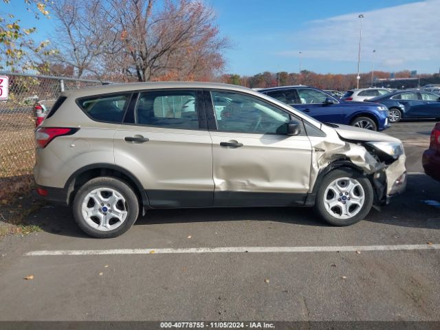 1FMCU0F79HUF00373 Ford ESCAPE S