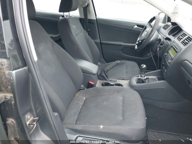 3VW1K7AJ8FM352731 Volkswagen Jetta 2.0l S