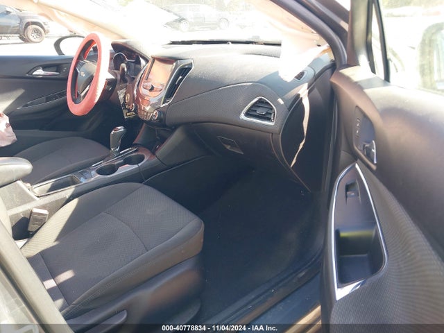 Chevrolet Cruze Lt Auto 2018 1G1BE5SM3J7243536 Image 5