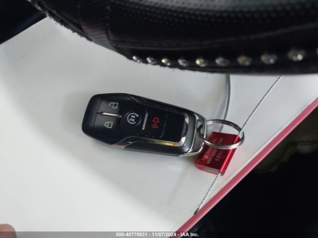 5LMCJ1C99GUJ05044 Lincoln Mkc Premier
