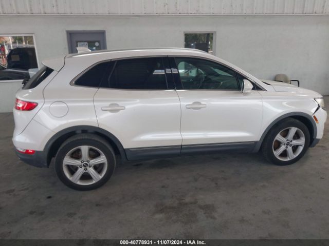 5LMCJ1C99GUJ05044 Lincoln Mkc Premier