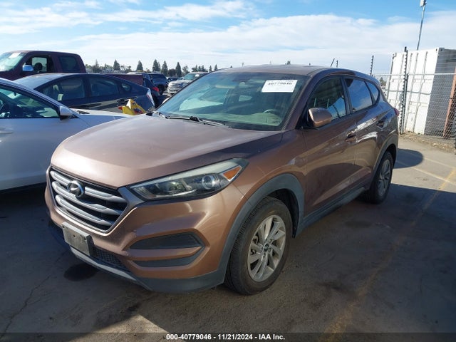 Hyundai TUCSON SE 2016 KM8J23A43GU238294 Image 2