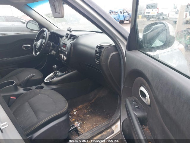 KIA SOUL + 2015 KNDJP3A51F7784703 Image 5